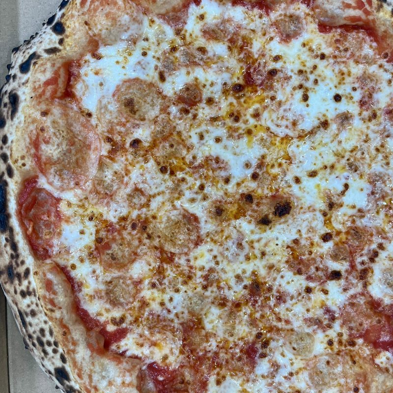 Pizza Margherita at Ruben’s - Ruben's Pizza - Jerusalem