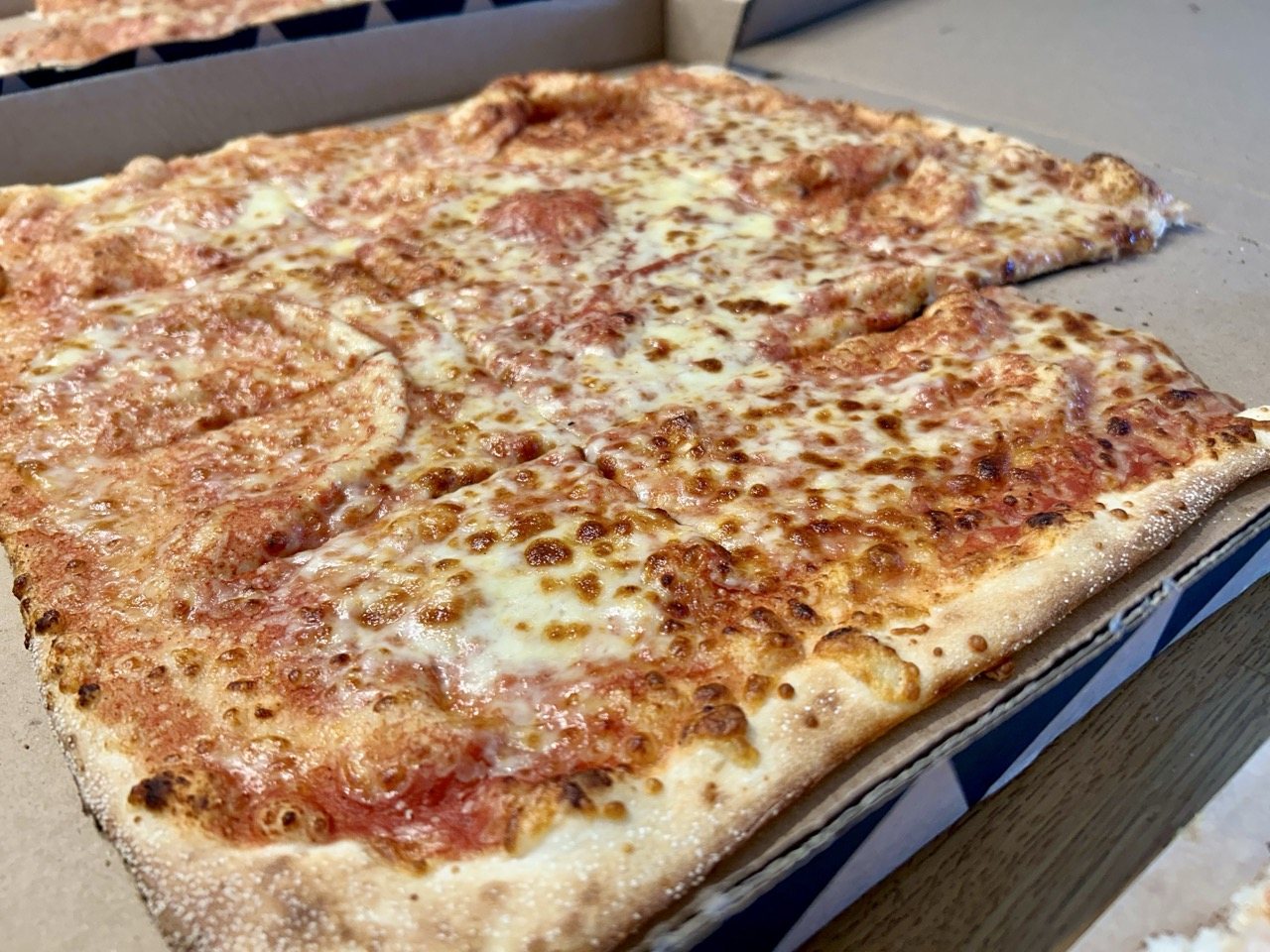 Buchman's Pizza pizza in Arnona, Jerusalem